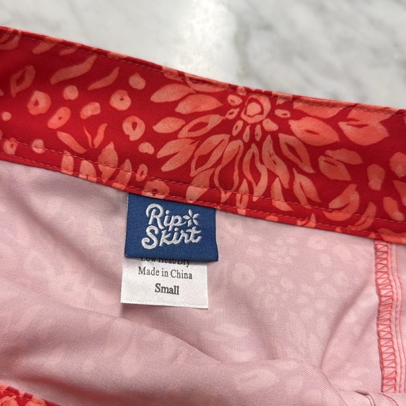 RipSkirt Hawaii Coral Dahila Teaberry Length 3 Wrap Skirt Size Small - Picture 3 of 12